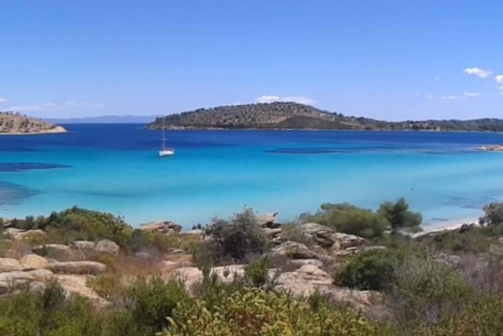 Havikee, private beach villa! Ormos Panagias Exteriör bild